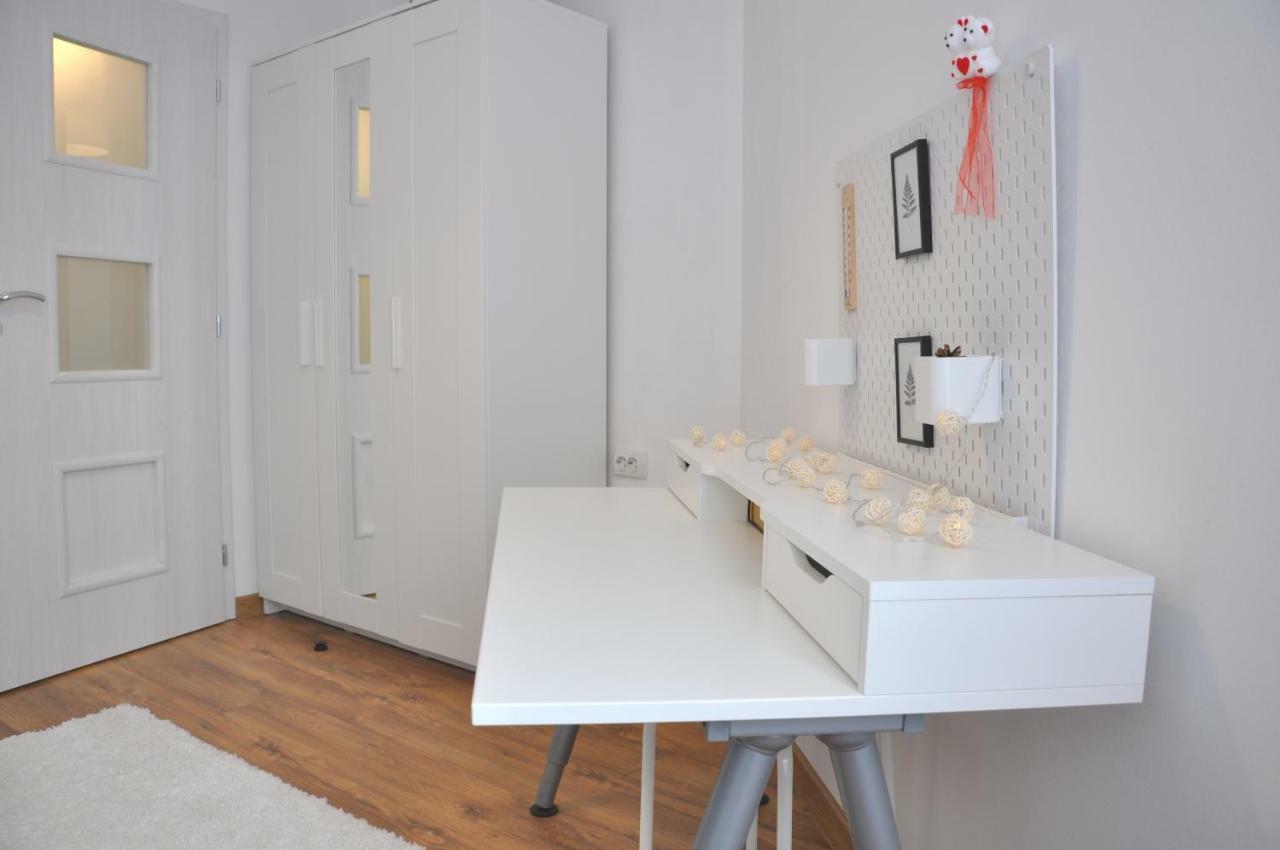 Lux Apartment Πάζαρτζικ Εξωτερικό φωτογραφία