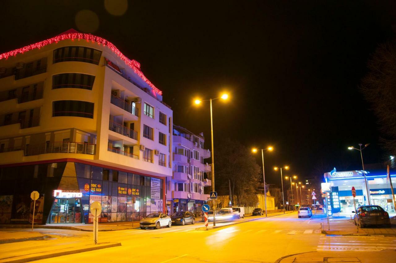 Lux Apartment Πάζαρτζικ Εξωτερικό φωτογραφία